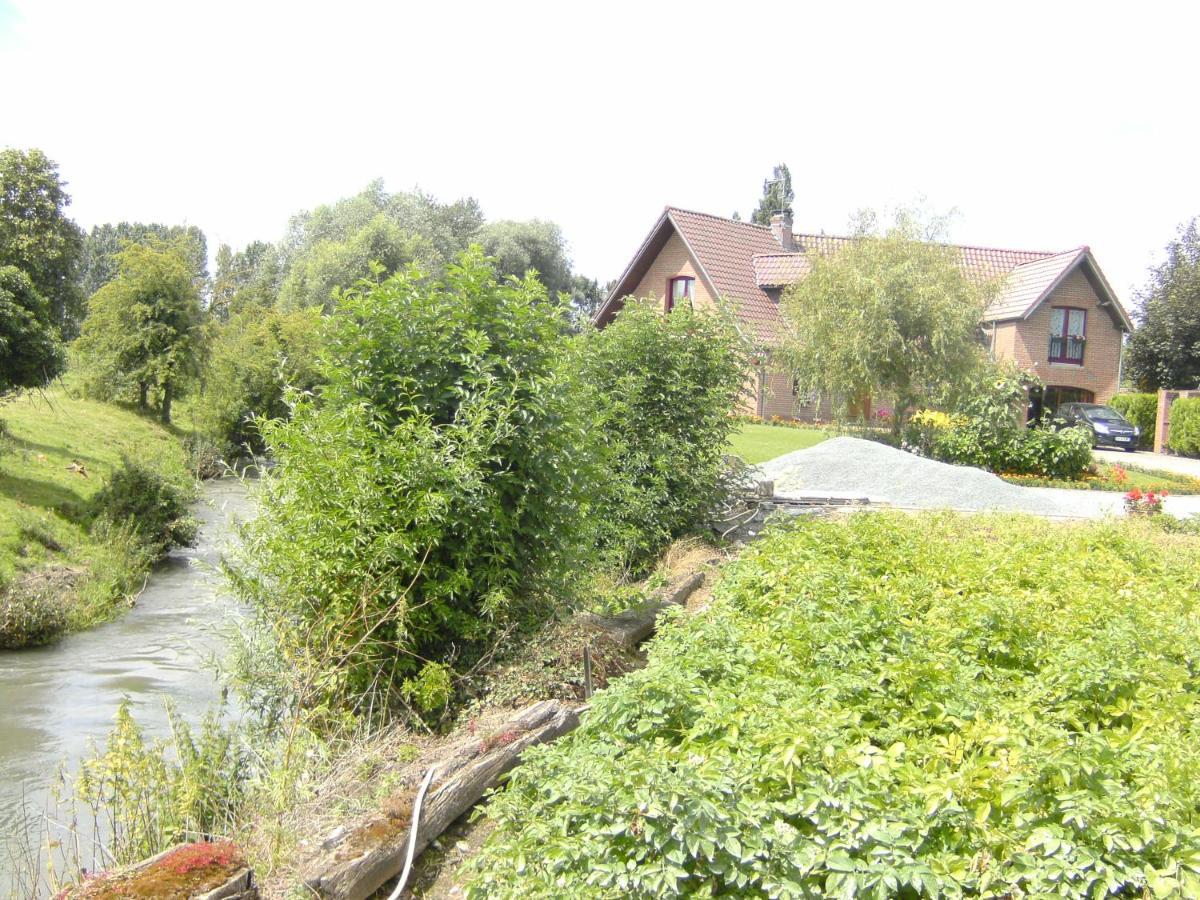 Au Fil De L'eau Bed and breakfast Saulzoir