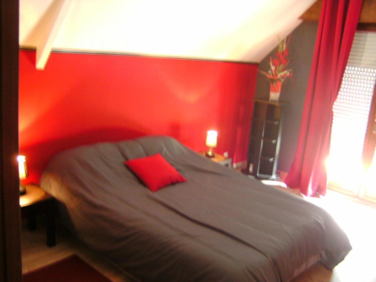 Au Fil De L'eau Bed and breakfast